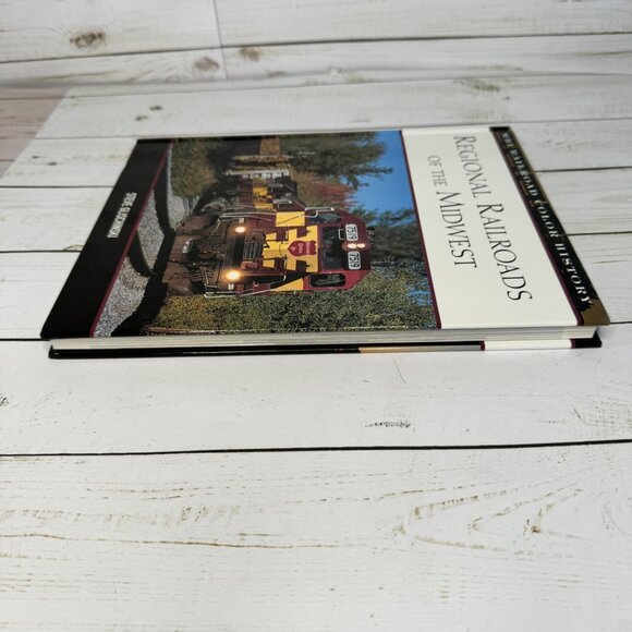 Regional Railroads Of The Midwest Steve Glischinski MBI Railroad Color History - Picture 9 of 12